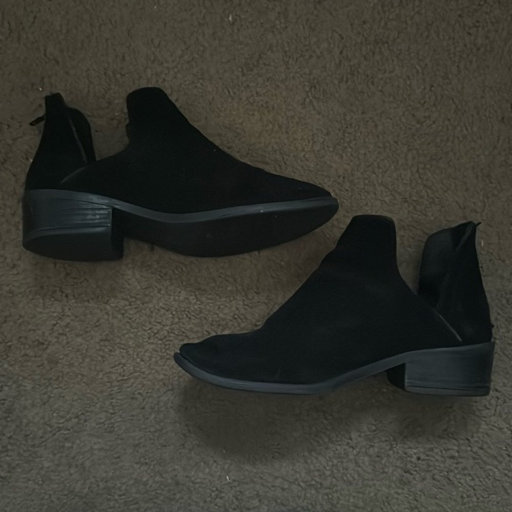 Steve Madden booties